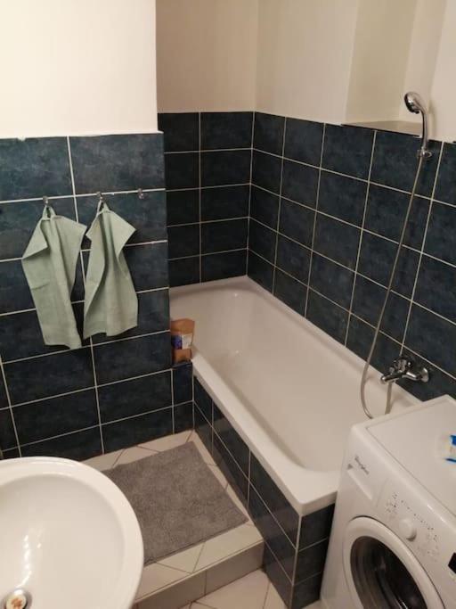 2 Bedrooms Close Vysehrad - Congress Centrum Prague Exterior photo