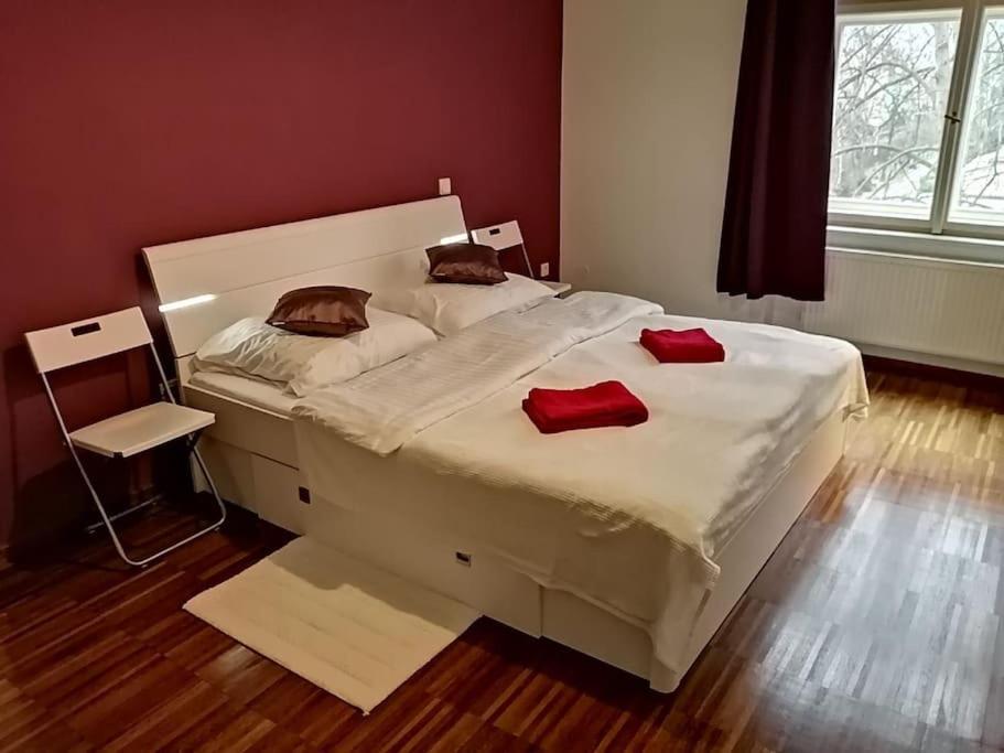 2 Bedrooms Close Vysehrad - Congress Centrum Prague Exterior photo
